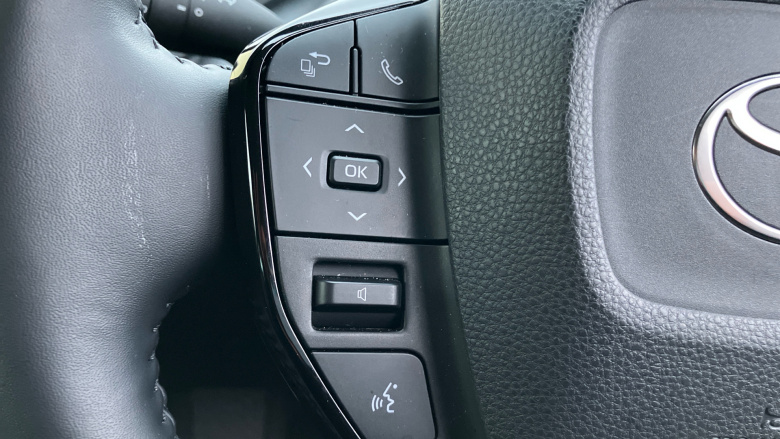 Toyota Prius 2.0 PHEV Design 5dr CVT Hatchback